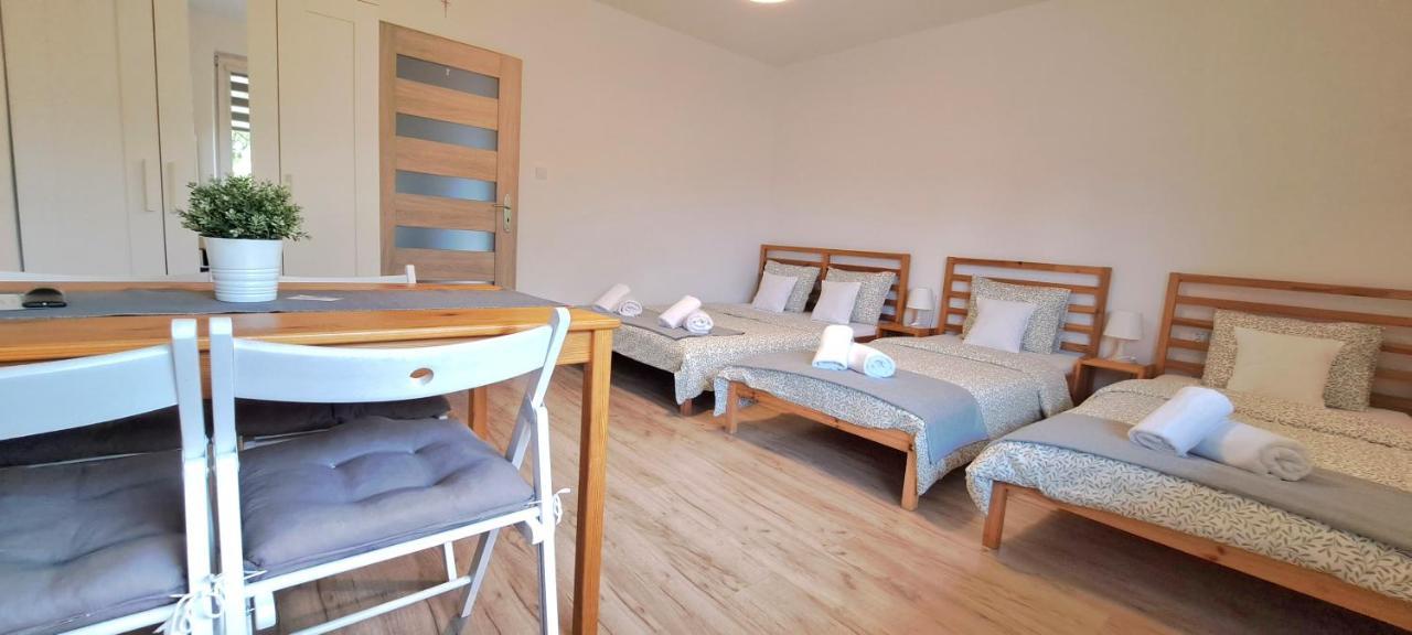 Pokoje I Apartamenty Na Szkolnej Zator Exteriör bild